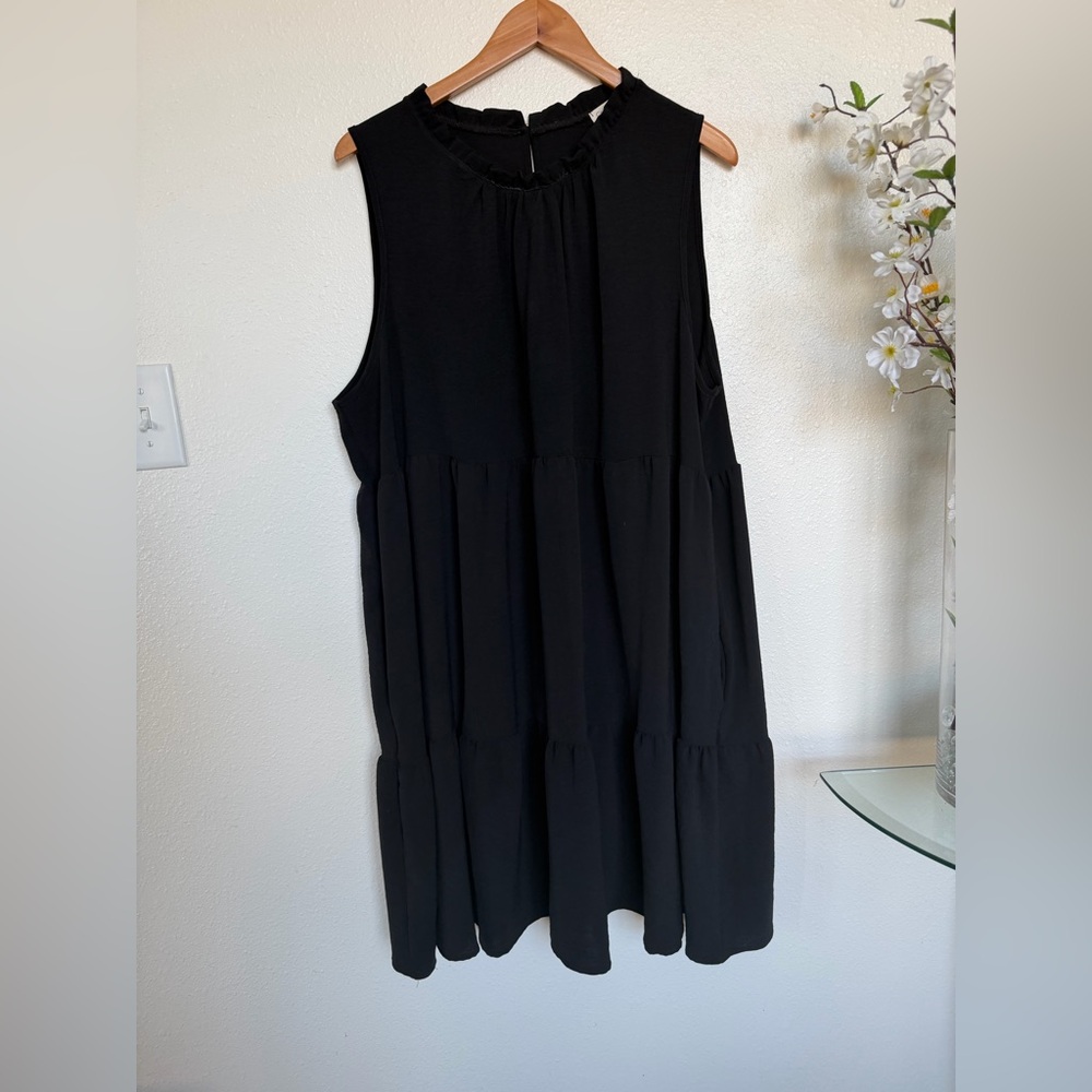 Black Sleeveless Tiered Mini Dress